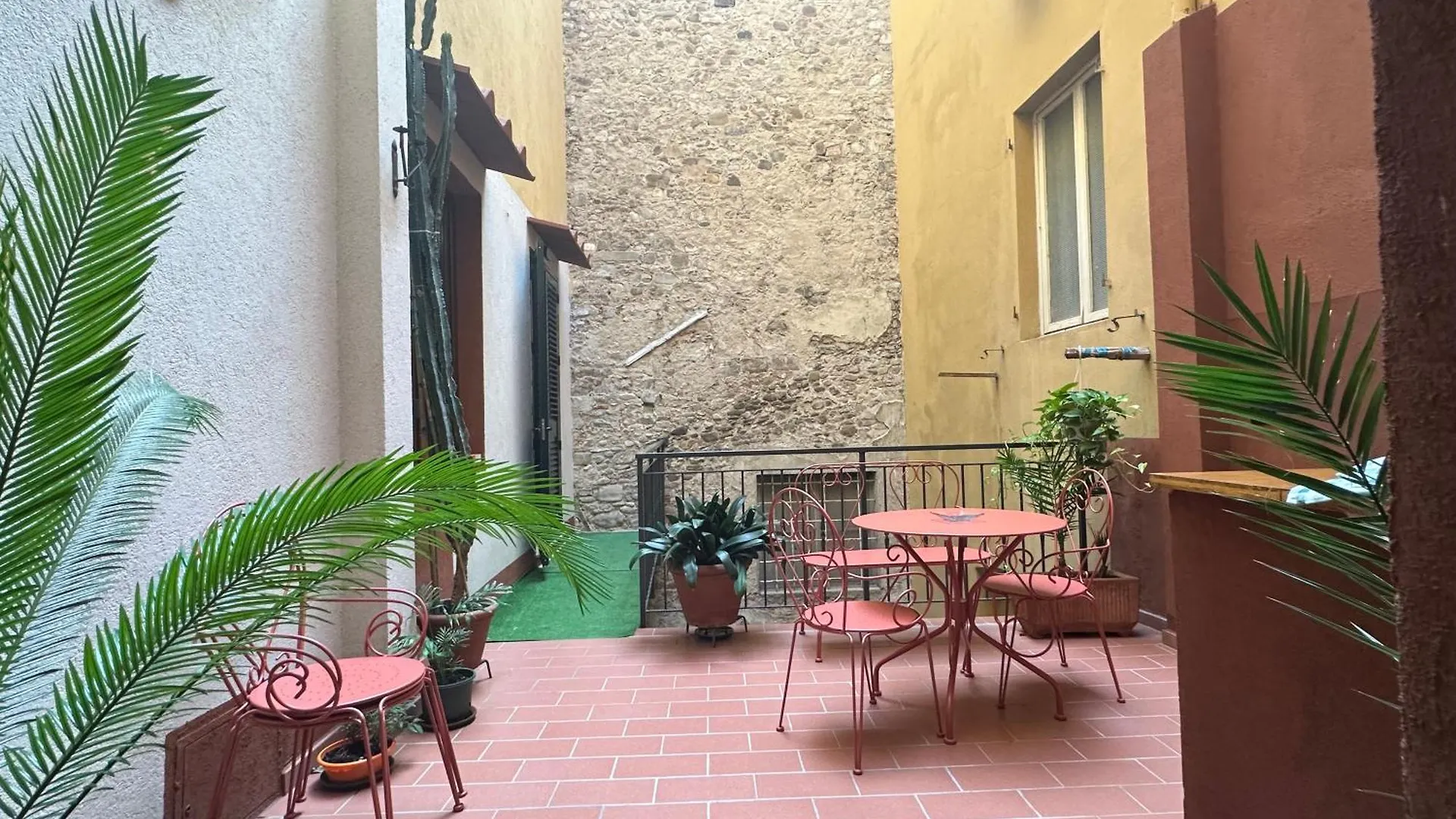 Suite Stylish & Cozy Apartment In The Heart Of Florencie Itálie